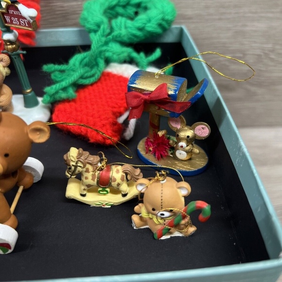 Vintage Lot Christmas Tree Ornaments Yarn Plastic Felt Wood Handmade Assorted - Picture 3 of 16